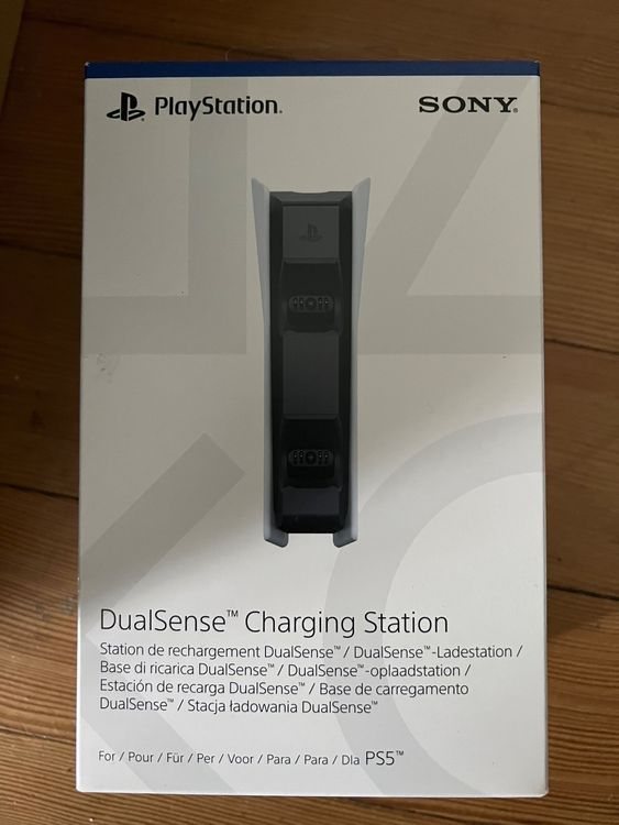 Offizieller DualSense Ladestation Ansicht 3